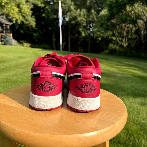 Nike Air Jordan 1 Retro Low GS Noble Red 2020 Men's Shoes - Size 6.5 - Ships Now - Picture 4 of 8